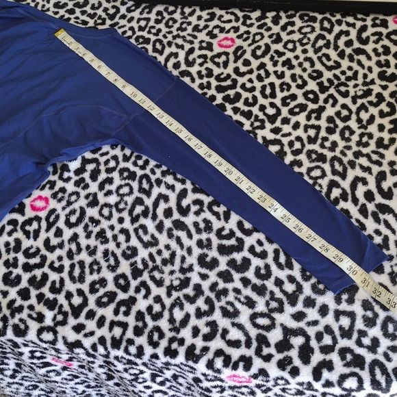 Lucy Tech Active Wear Circuit Trainer Pull Over Size Medium - Picture 11 of 14